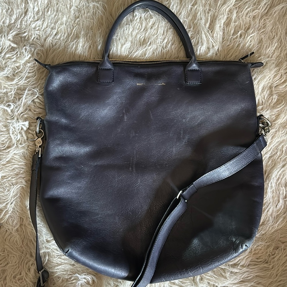Want les Essentiels navy leather tote bag with strap